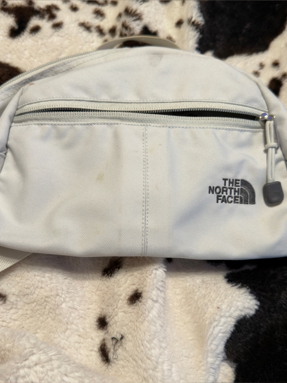 The North Face White Compact Waist Pack - Lightweight Everyday Carry